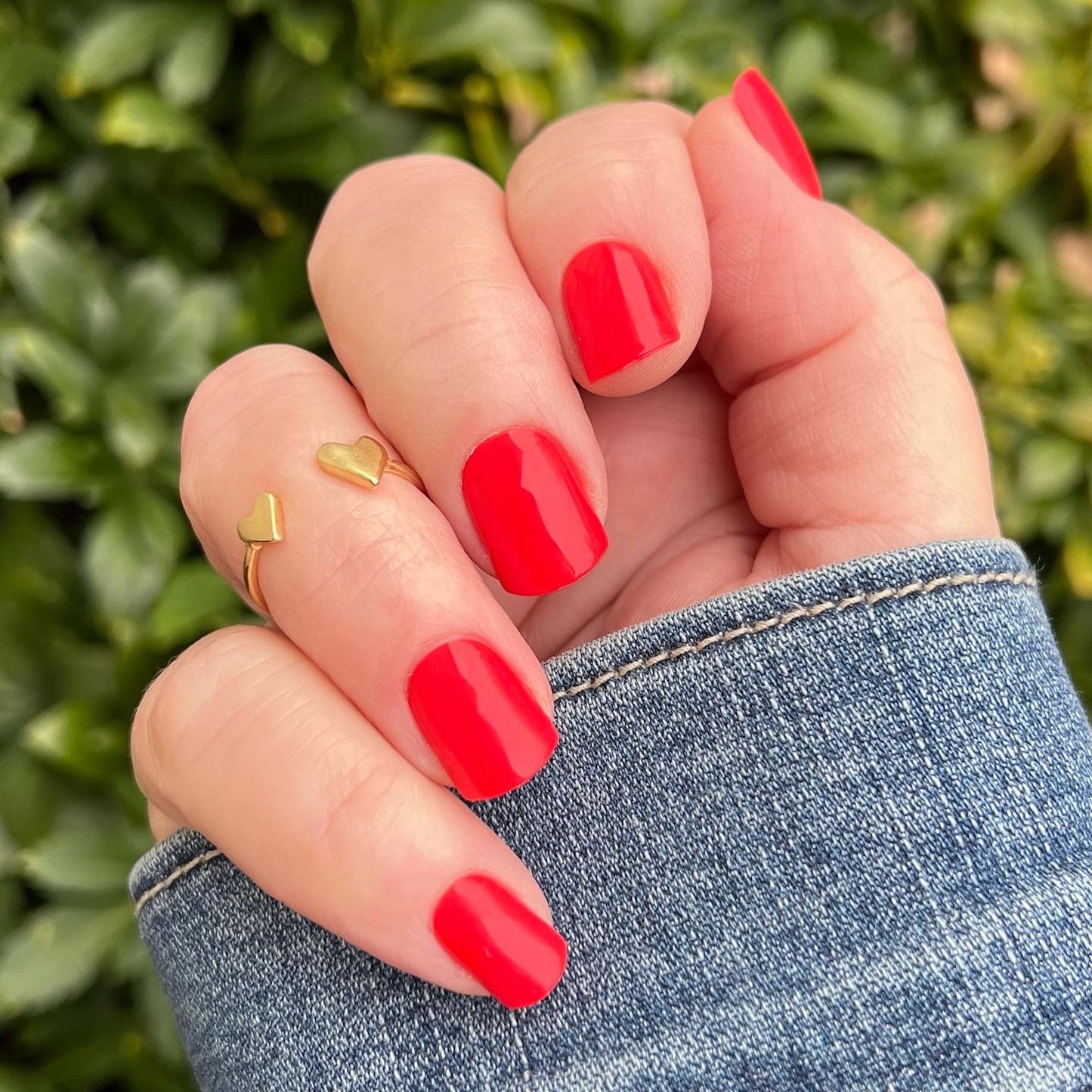 Bright Red Press On Nail RR