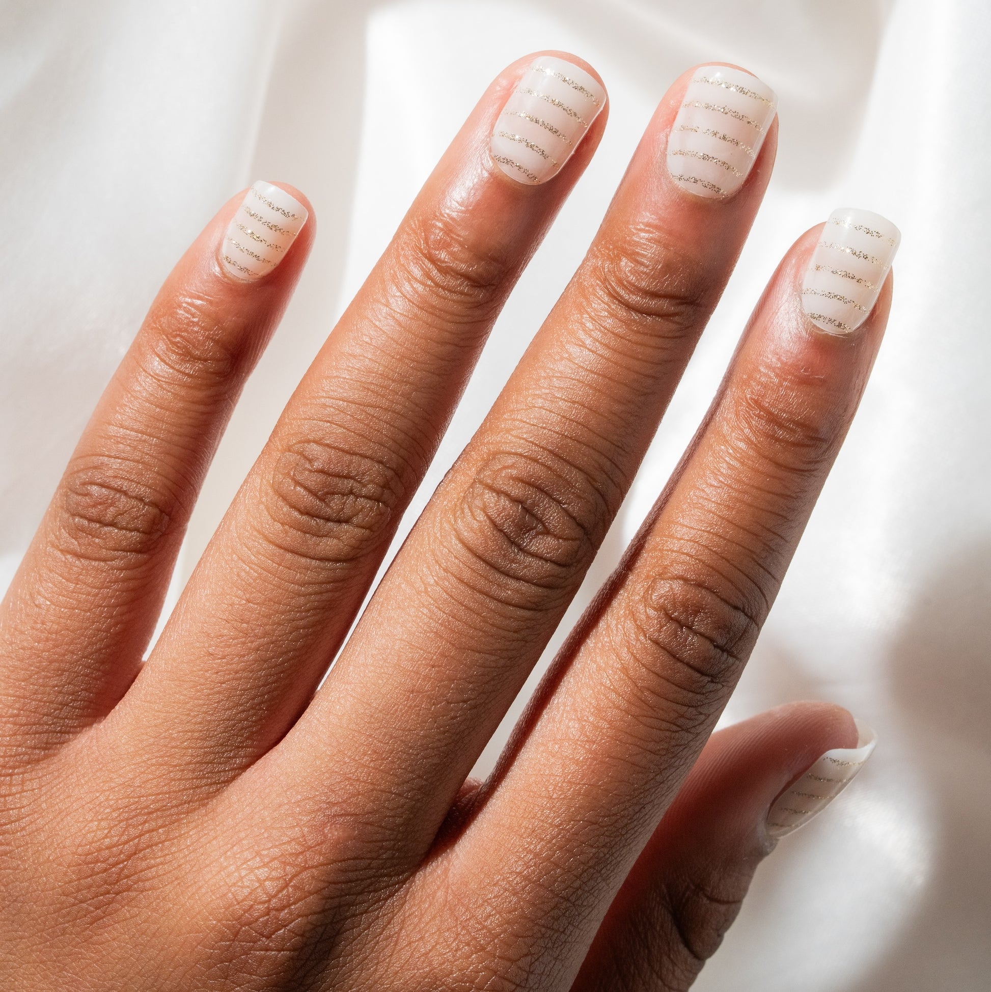 White and Gold Press-On Nails | Short | Square DDF