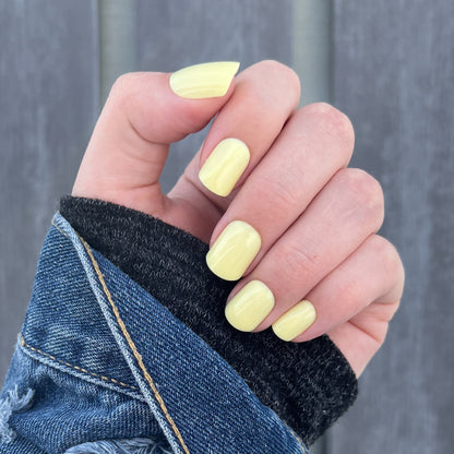 Light neon yellow press on nail_TT