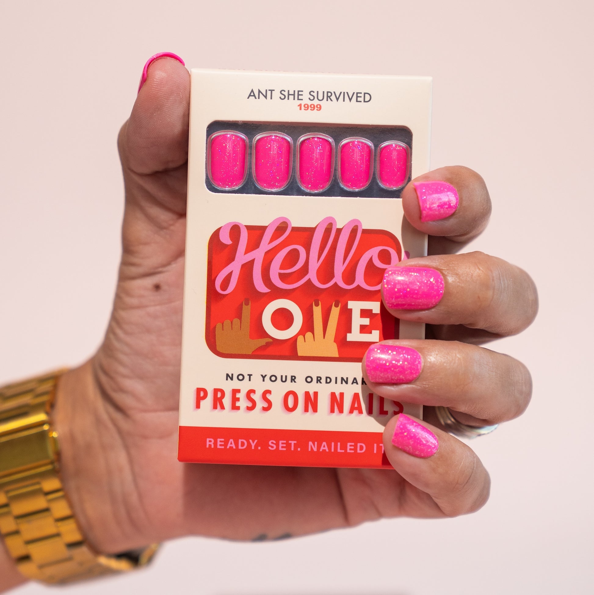 Neon_Pink Press-On_Nails_Short_Square_ASS